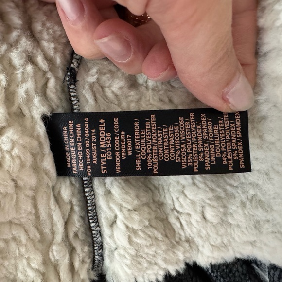 Ella Moss Black and Gray Teddy Jacket - Picture 3 of 5